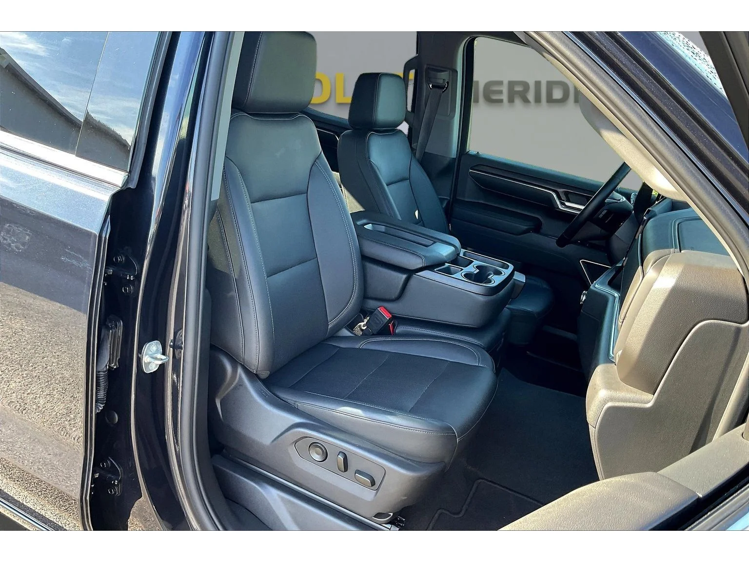 Used 2024 Titanium Rush Metallic GMC SLT image 6