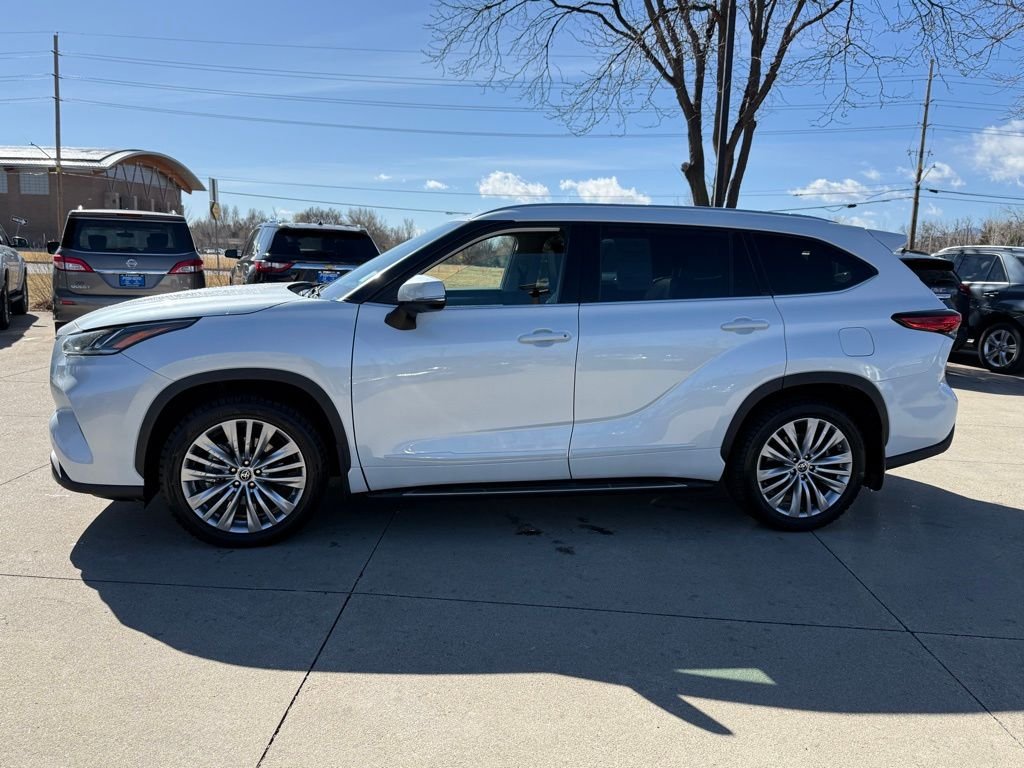 2022 Toyota Highlander Platinum - Photo 7