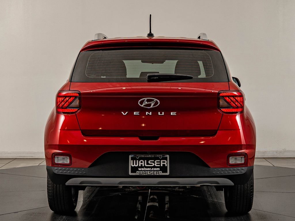 Used 2025 Ultimate Red Hyundai Limited image 6