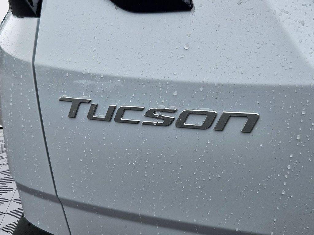 New 2026 White Hyundai SEL AWD image 27