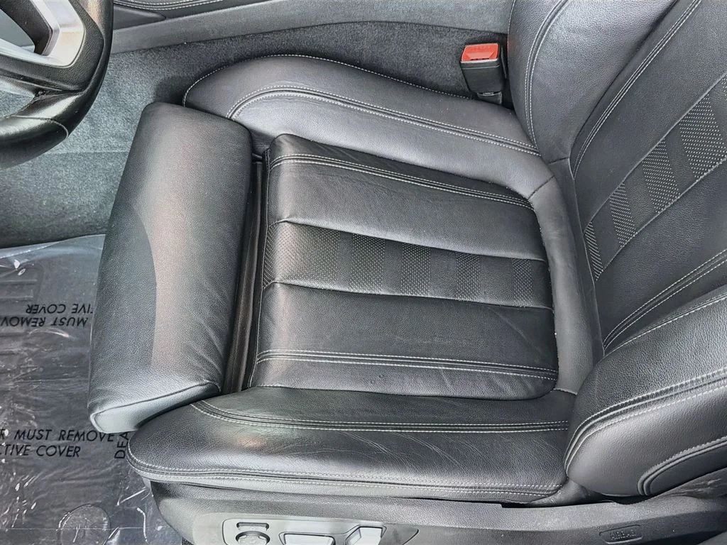 Used 2021 Black BMW sDrive40i image 20