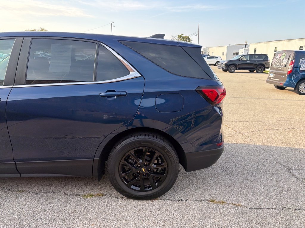 Used 2023 BLUE GLOW METALLIC Chevrolet LT image 31