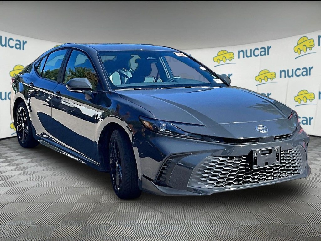 Used 2026  Toyota SE image 1