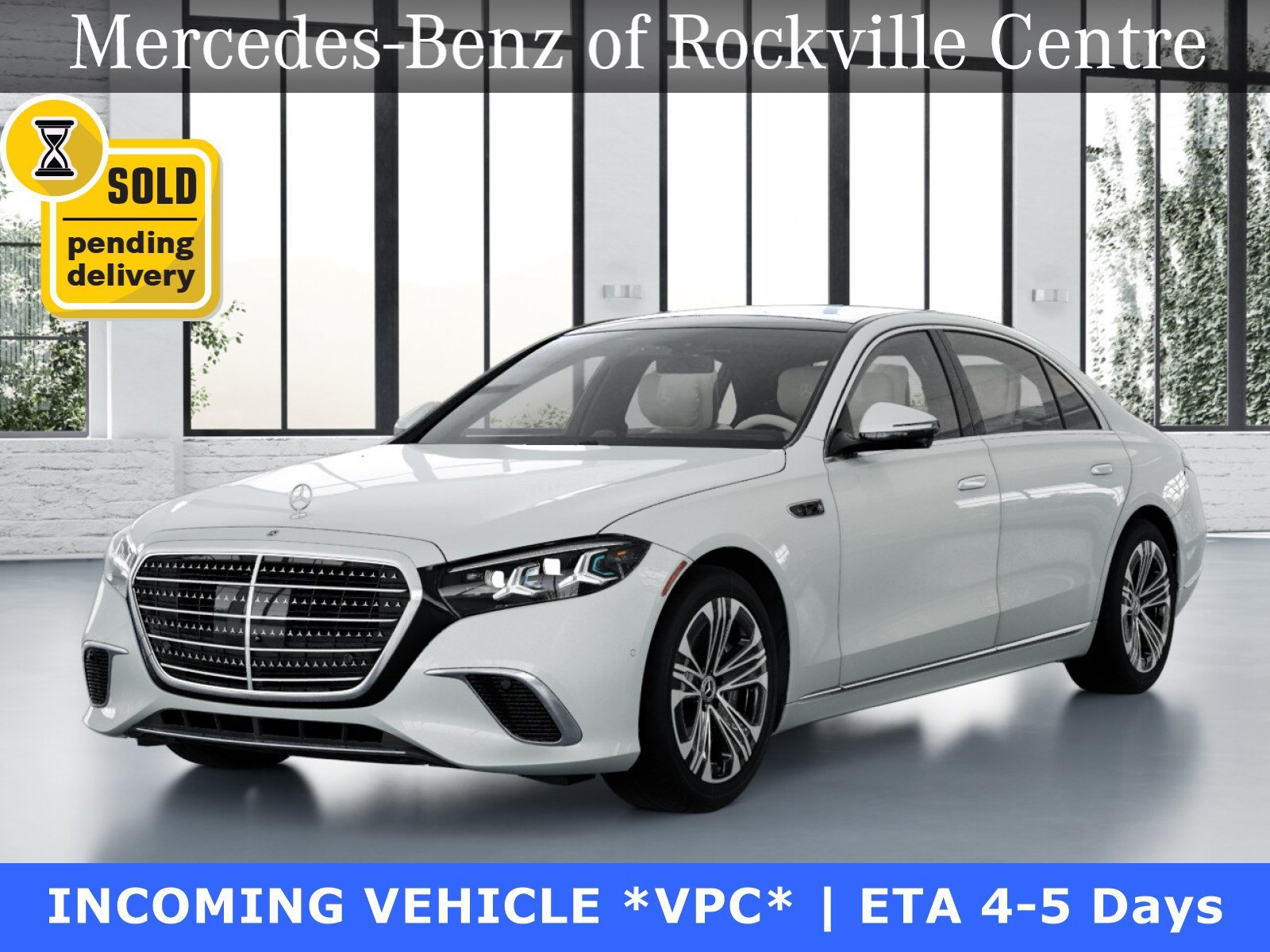 New 2027 MANUFAKTUR Moonlight White Metallic Mercedes-Benz S 580 image 1