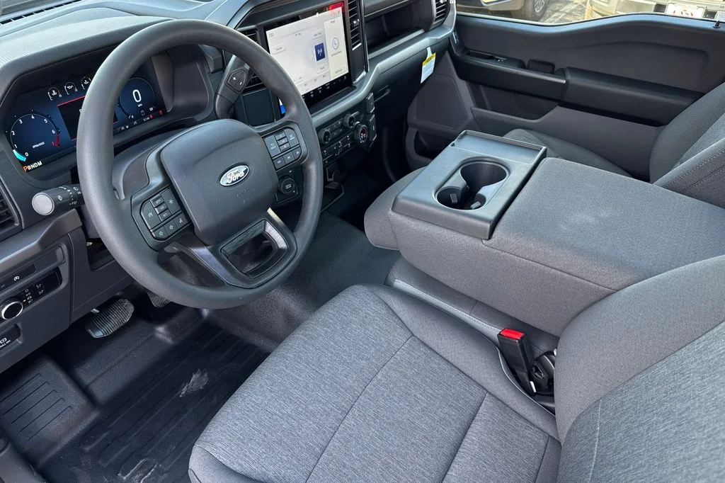 2025 Ford F-150 XL - Photo 7