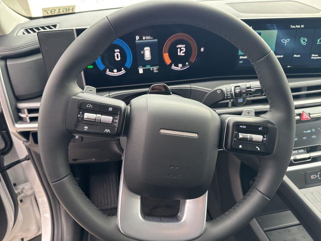New 2026 White Hyundai SEL image 16