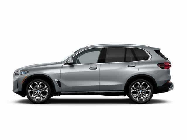 Used 2026 Skyscraper Grey Metallic BMW sDrive40i image 4