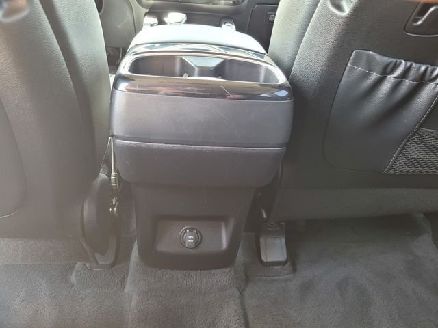 Used 2022 Green Kia EX image 17