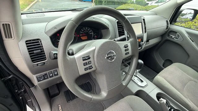 Used 2020 Gray Nissan SV image 31