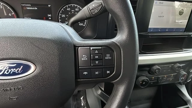 Used 2025  Ford XL image 23
