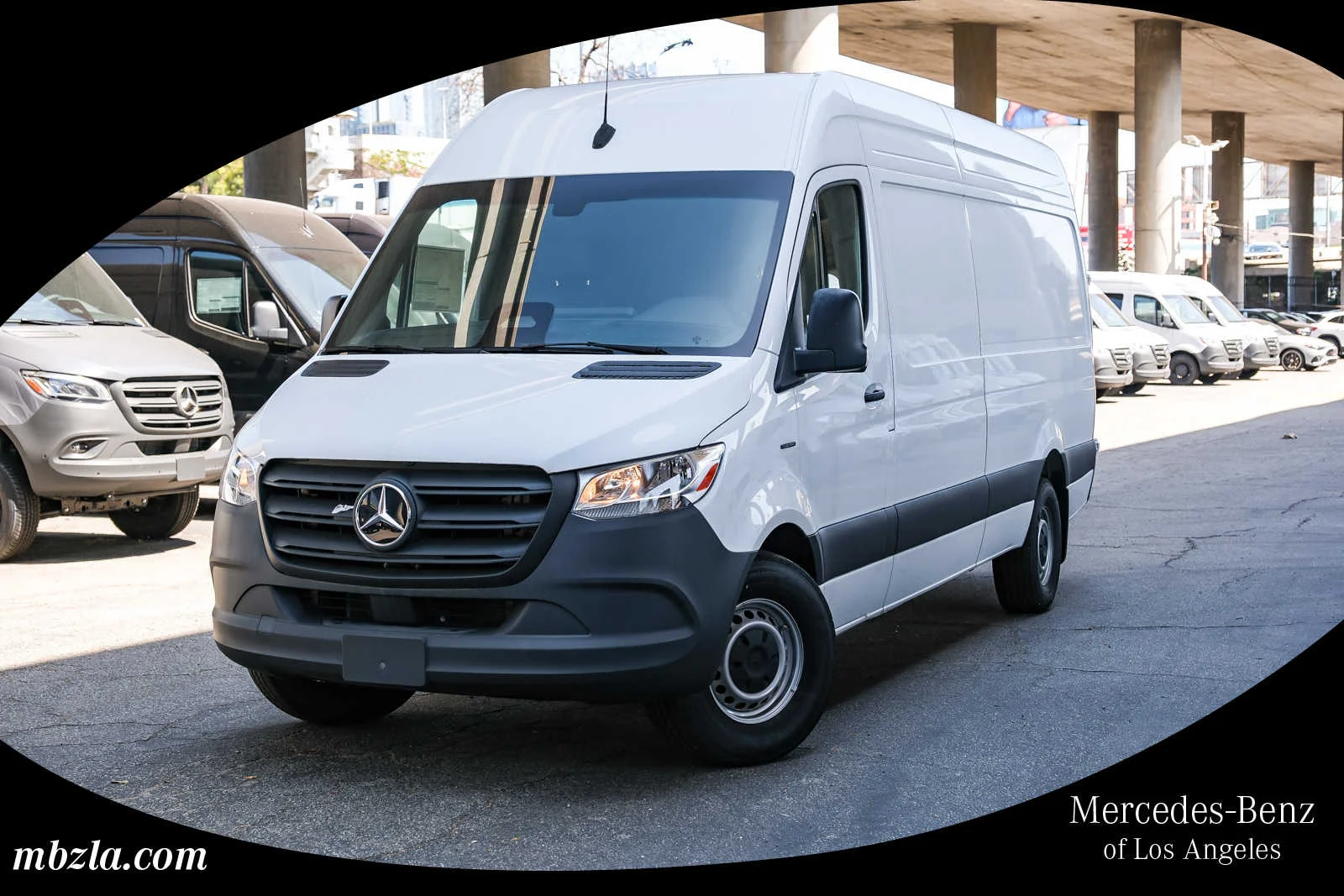 2025 Mercedes-Benz eSprinter Cargo Van