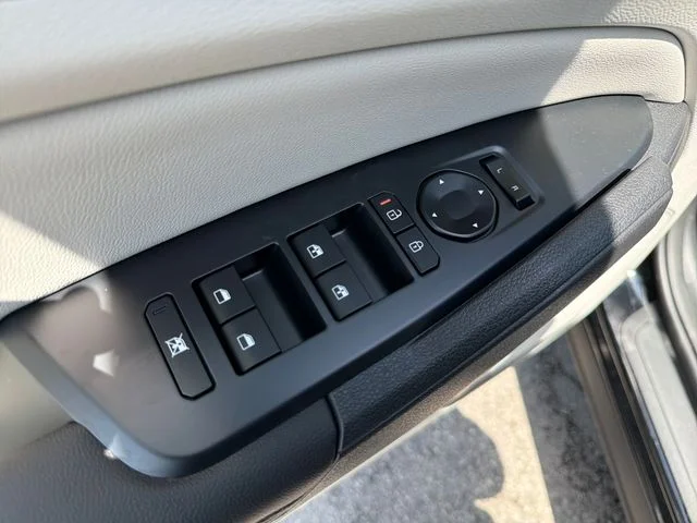 New 2026 Ebony Black Kia EX image 17