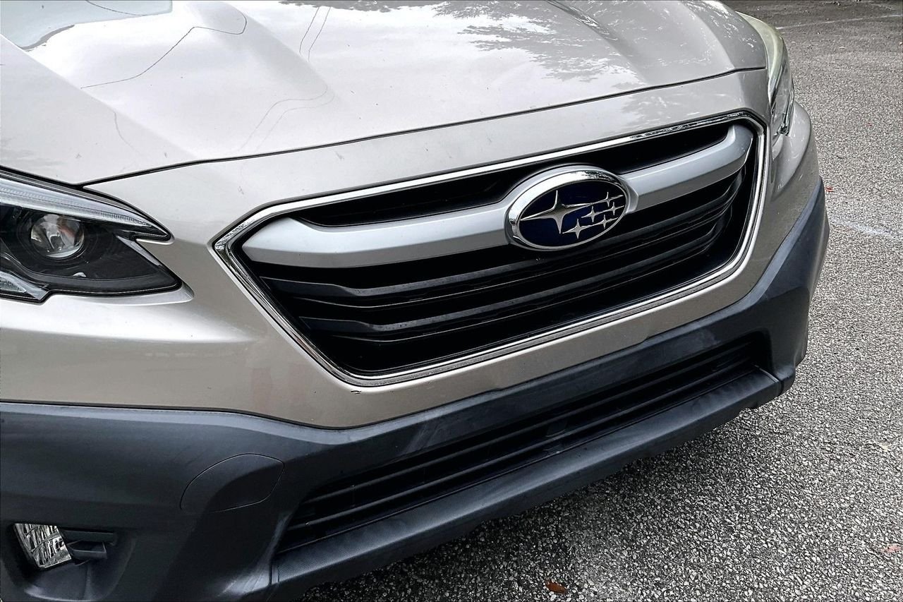 Used 2020 Gray Subaru Premium image 33