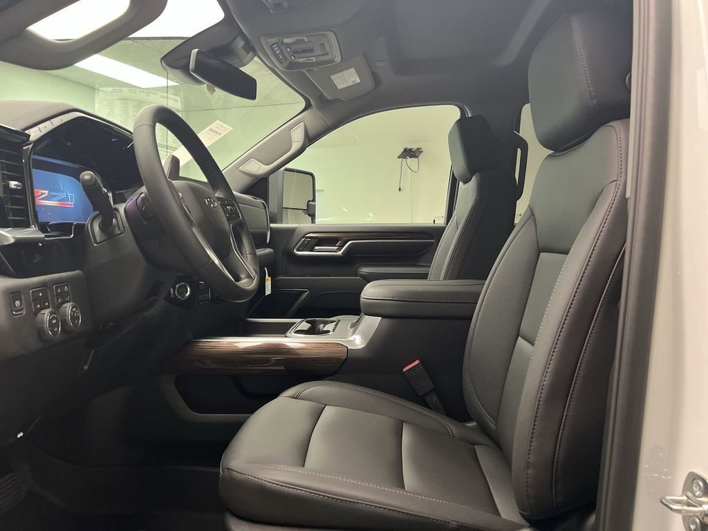 New 2026 Summit White Chevrolet LT image 11