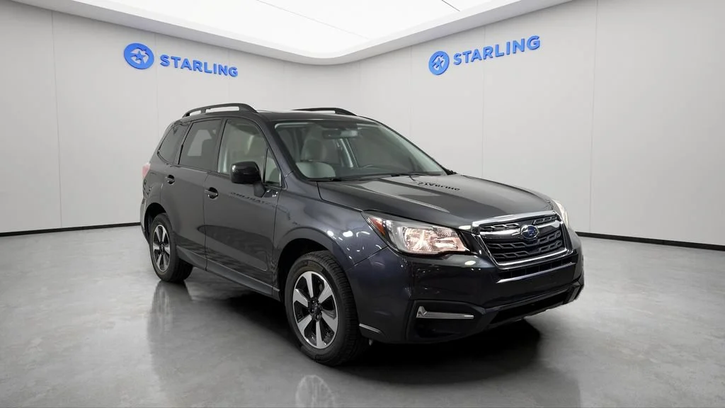 Used 2017  Subaru Premium image 14