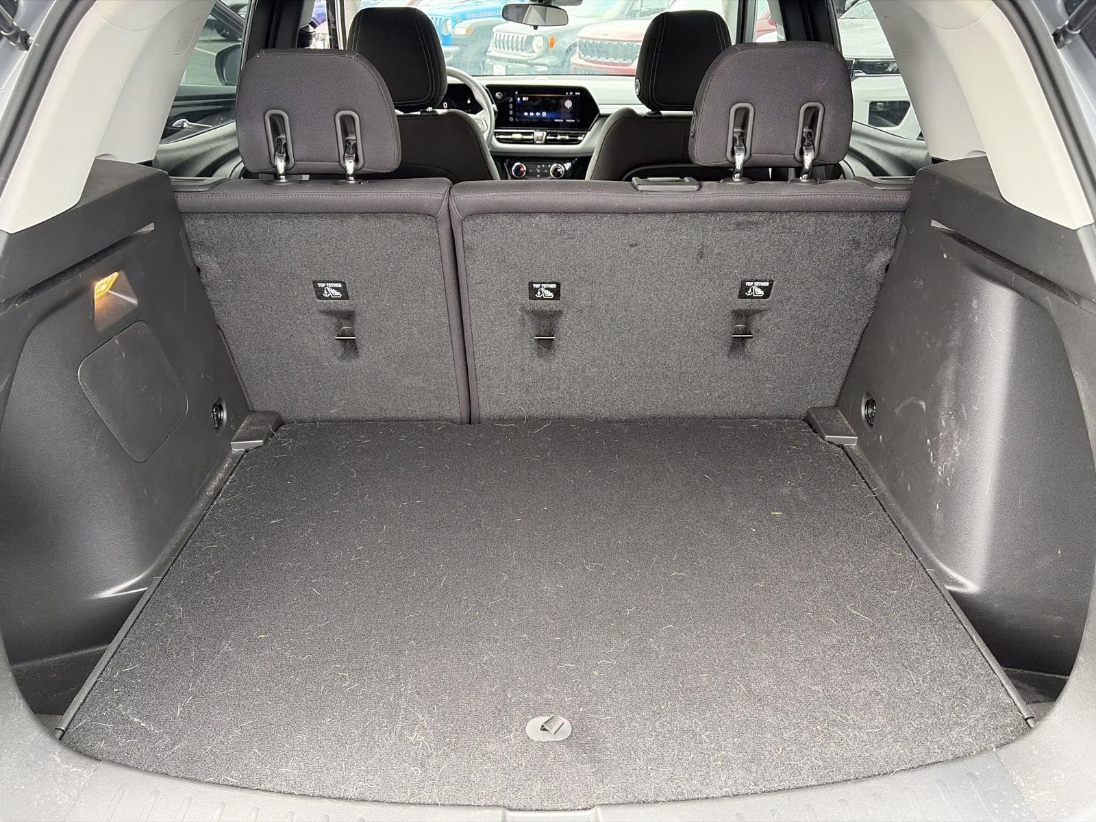 Used 2024 Sterling Gray Metallic Chevrolet LT image 10