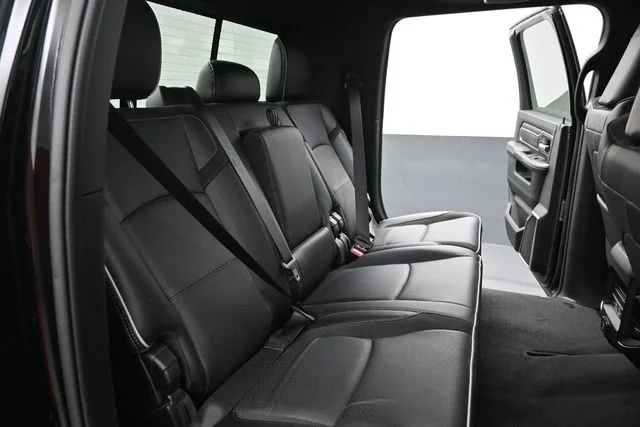 New 2026 Diamond Black Crystal Pearl-Coat Exterior Paint RAM Laramie image 15