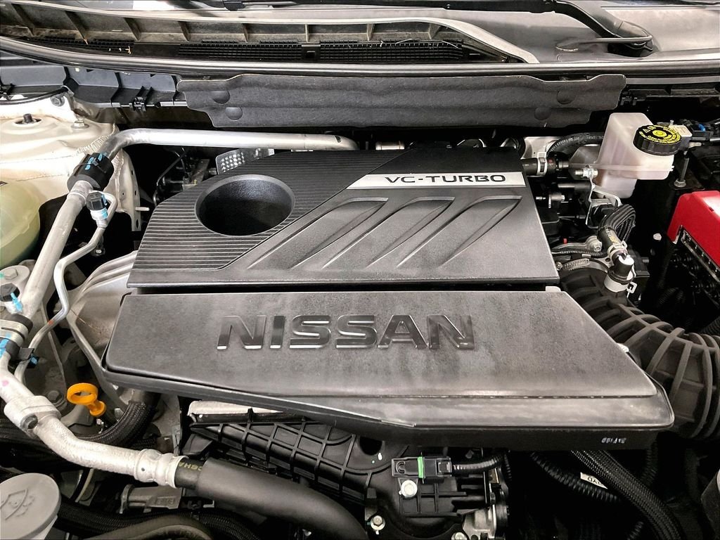 Used 2023 Pearl White Nissan SL image 35