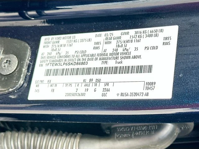 Used 2025 Blue Ford XLT image 30