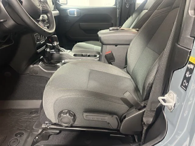 2026 Jeep Wrangler 2-Door Sport - Photo 7