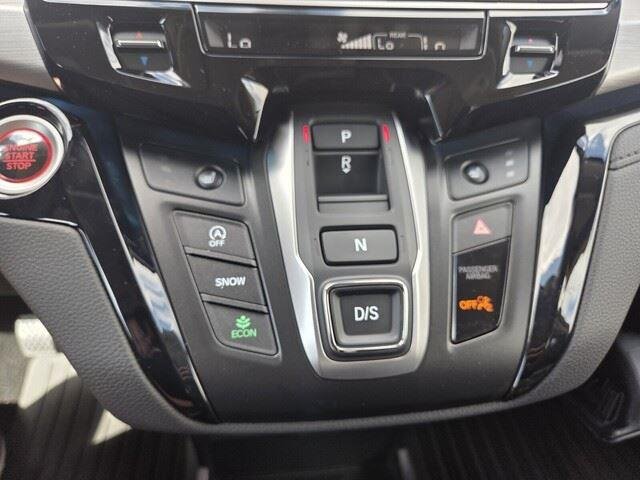 New 2026 Platinum White Pearl Honda Touring image 16