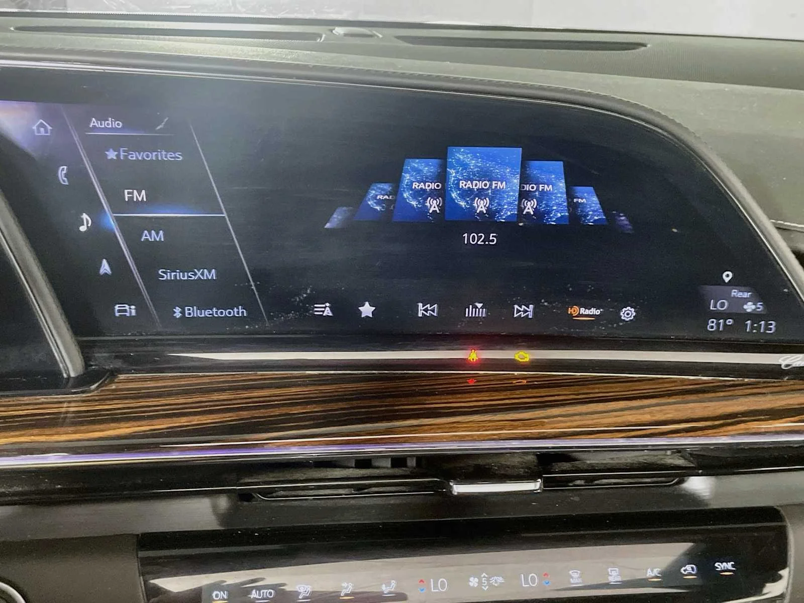 Used 2021 Shadow Metallic Cadillac Premium Luxury image 13