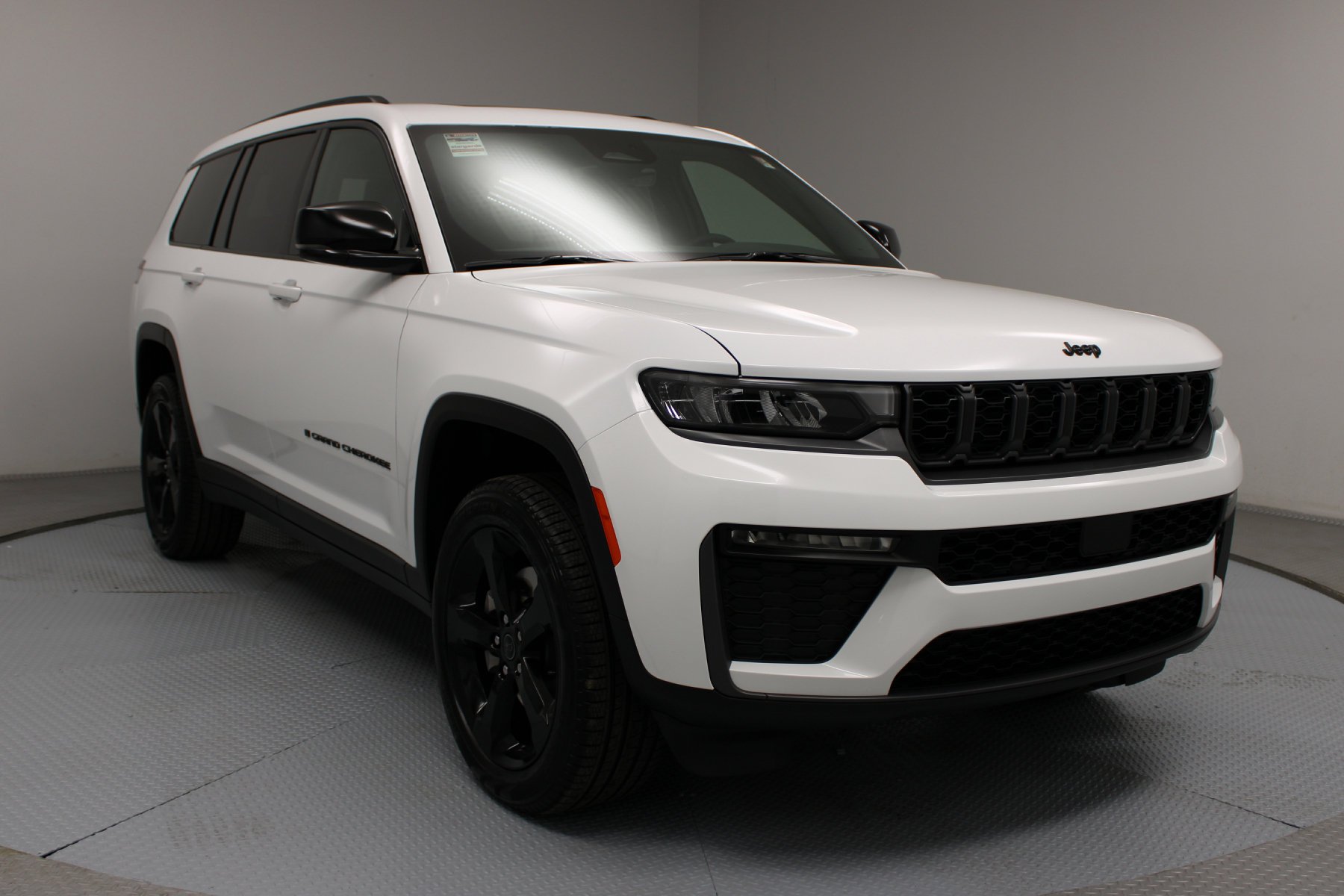 2027 Jeep Grand Cherokee L