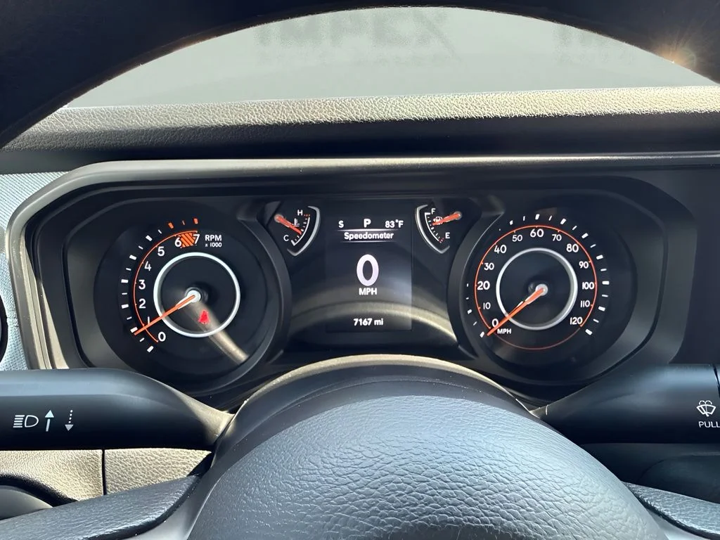 Used 2025 Gray Jeep Sport image 13