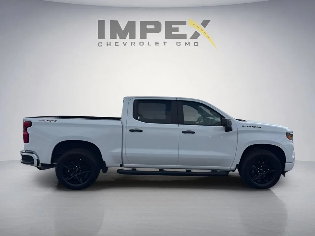 Used 2024 Summit White Chevrolet Custom image 6