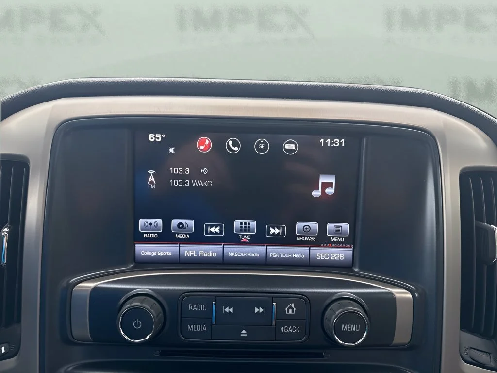 Used 2016 SUMMIT WHITE GMC Denali image 17
