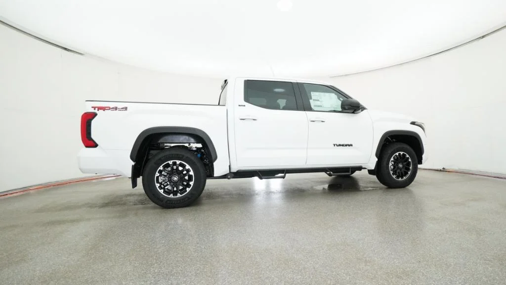 New 2026 Ice Cap Toyota SR5 image 23