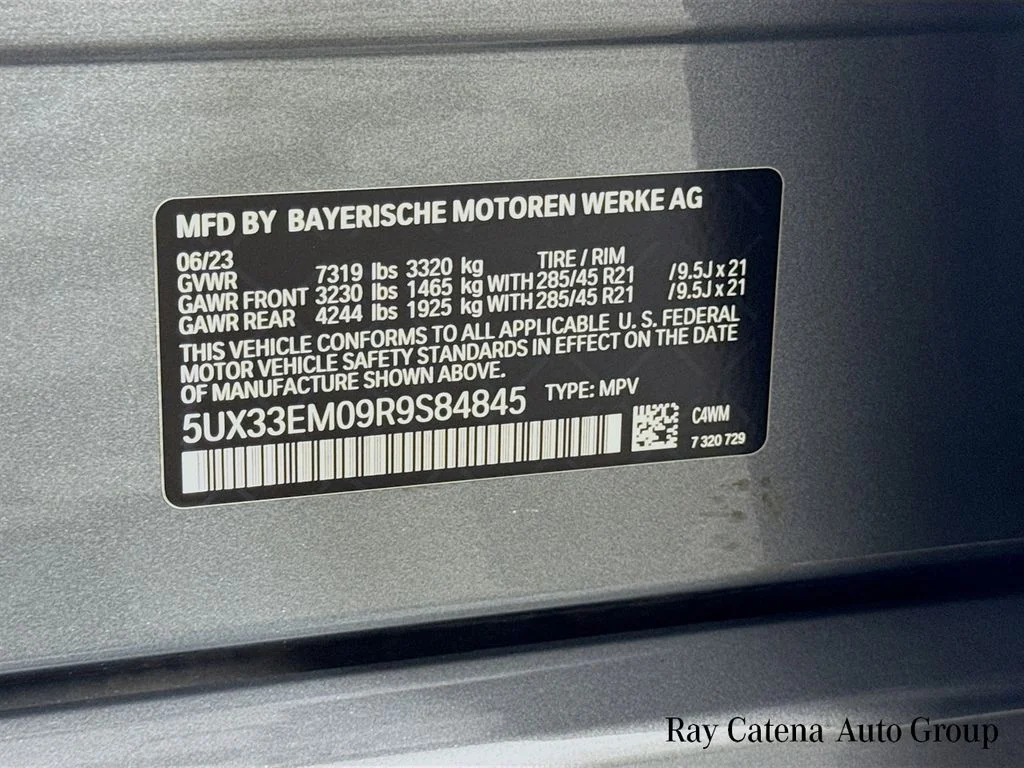 Used 2024 Gray BMW M60i image 35