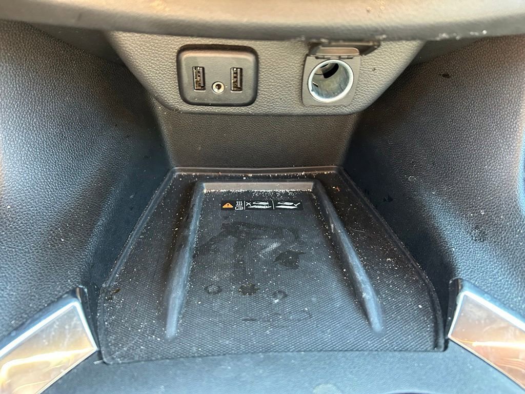 Used 2023 Sterling Gray Metallic Chevrolet LT Cloth image 29