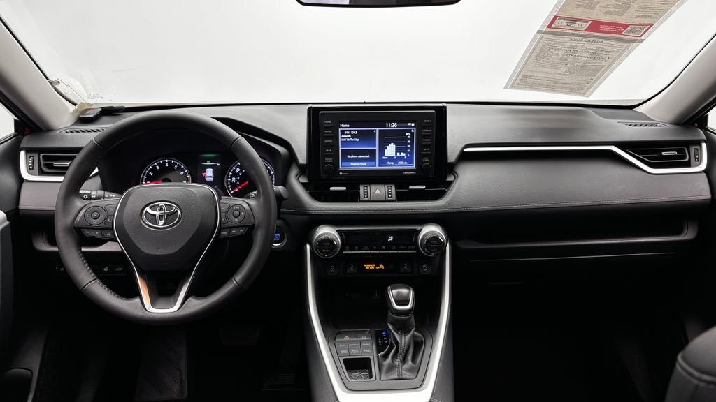 Used 2021 Red Toyota XLE Premium image 28