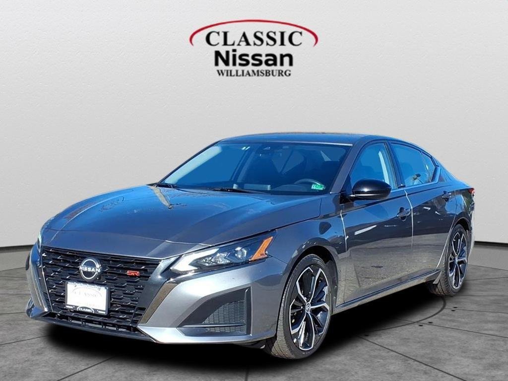 2024 Nissan Altima SR