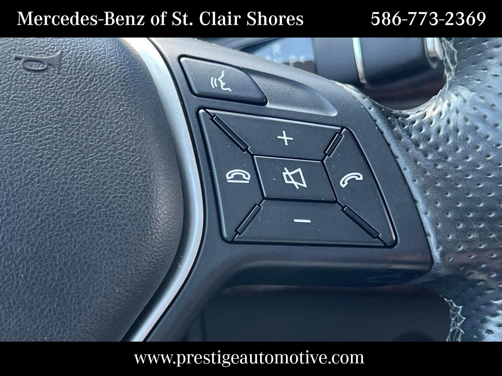 Used 2015 Gray Mercedes-Benz GLK 350 image 31