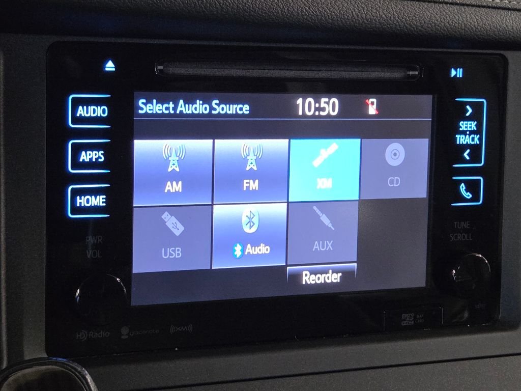 Used 2017  Toyota XLE image 24