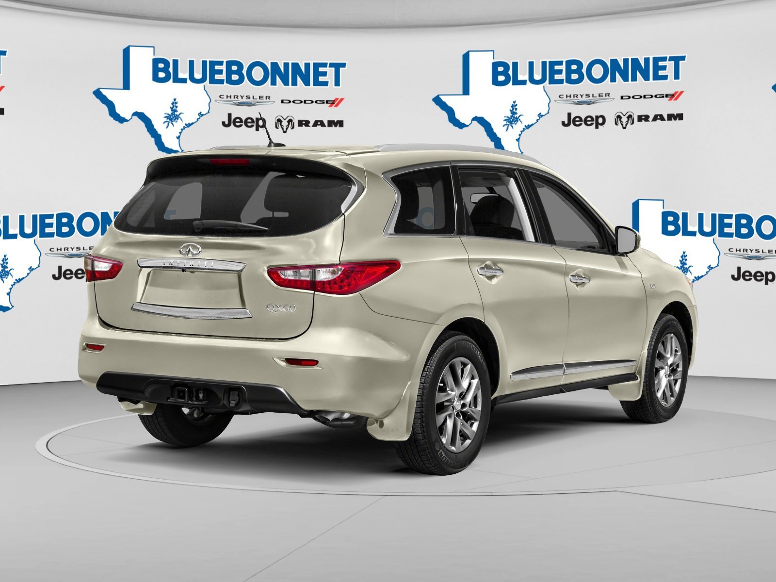Used 2015 Majestic White INFINITI Base image 2