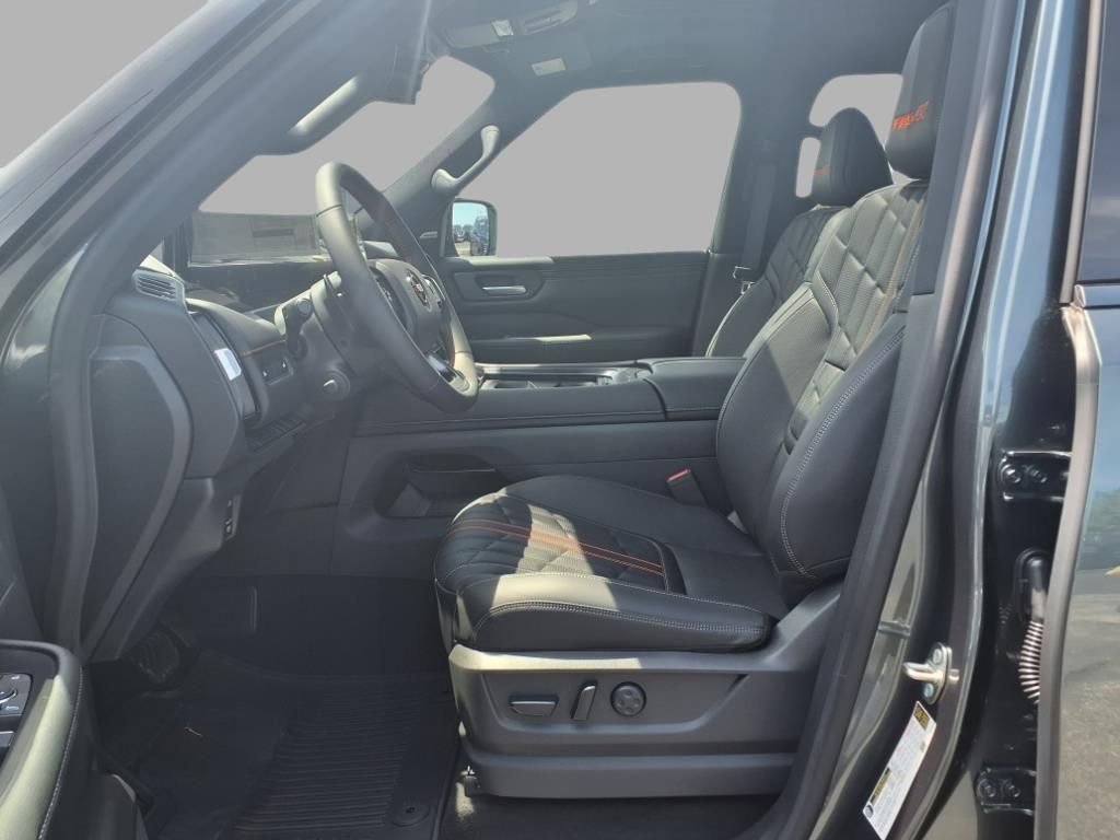 2025 Nissan Armada PRO-4X - Photo 20