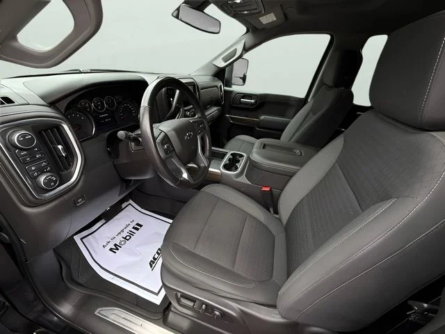 Used 2022 Black Chevrolet RST image 17