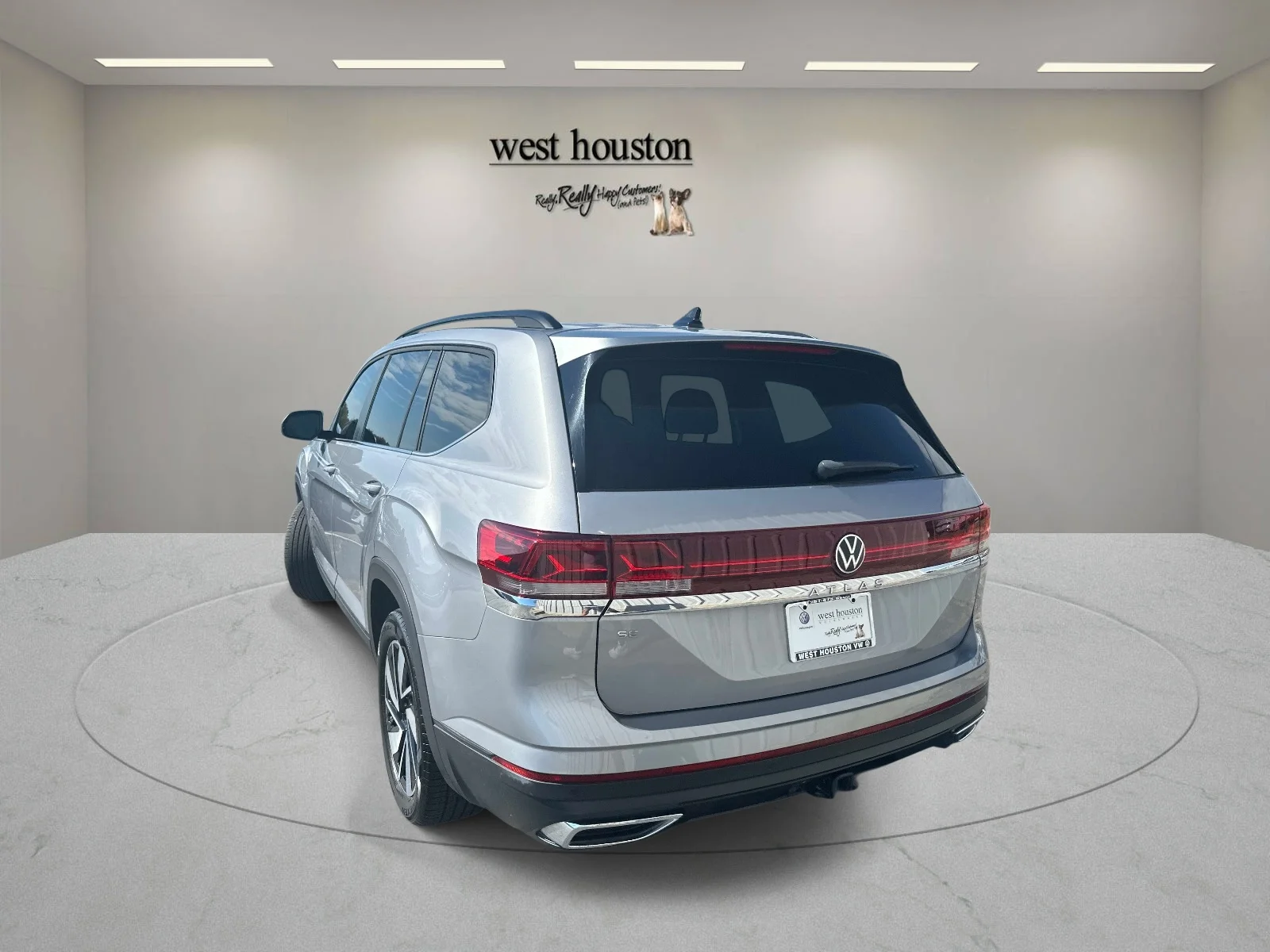 Used 2024 Silver Volkswagen 2.0T SE w/Technology image 7