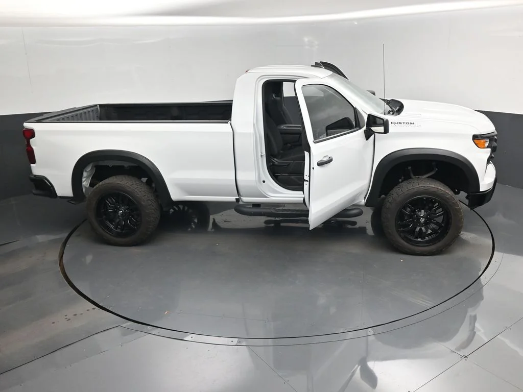 Used 2024 White Chevrolet WT image 18