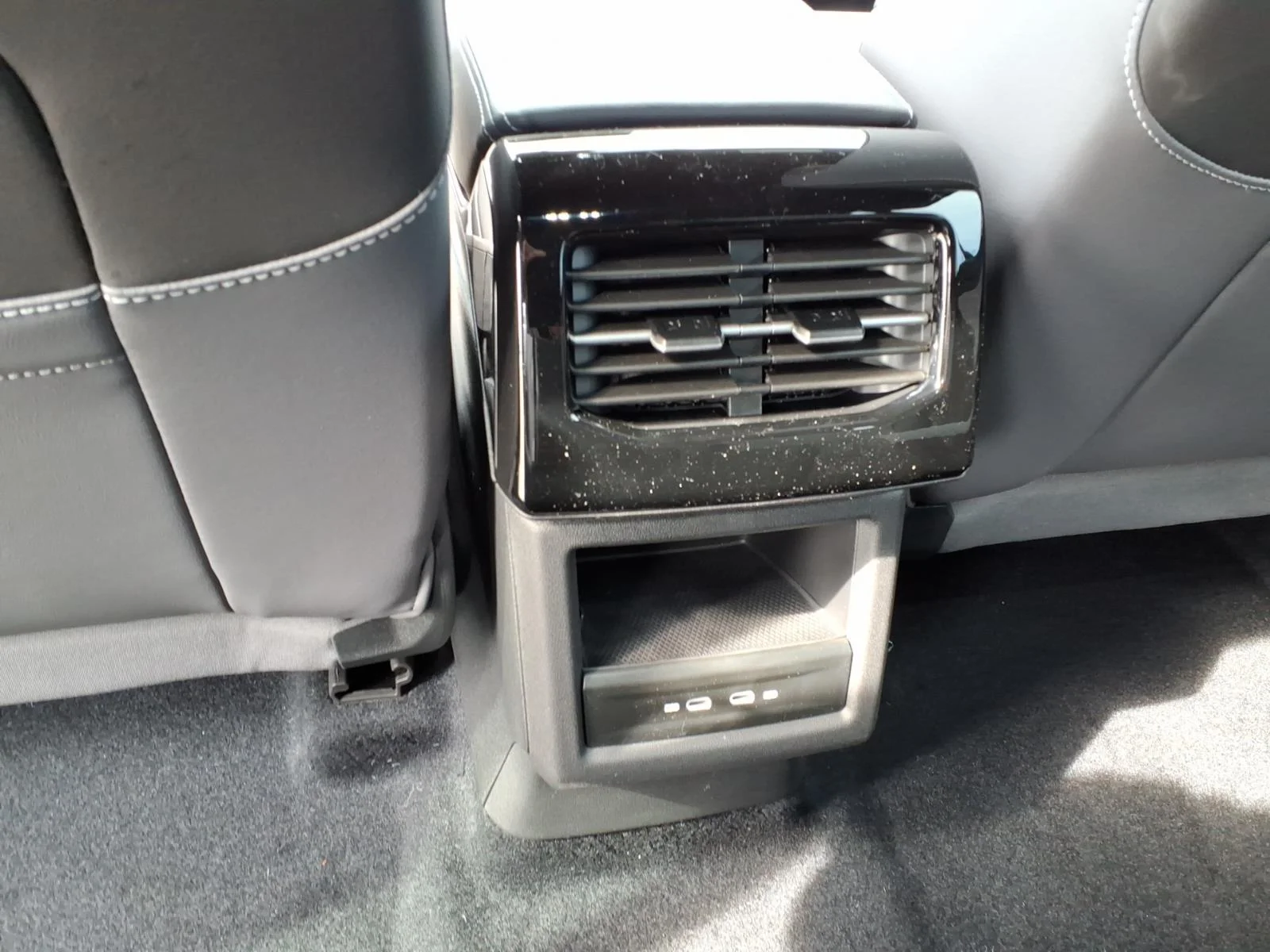 New 2026 Mountain  Lake Blue Metallic Volkswagen PRO AWD image 19