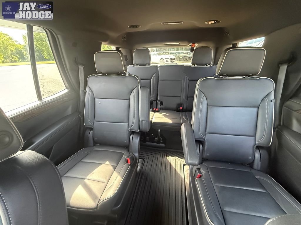 Used 2023 White Chevrolet Premier image 25