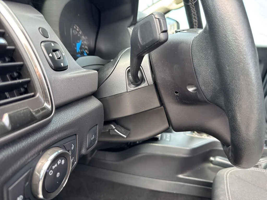 Used 2022 White Ford XLT image 44