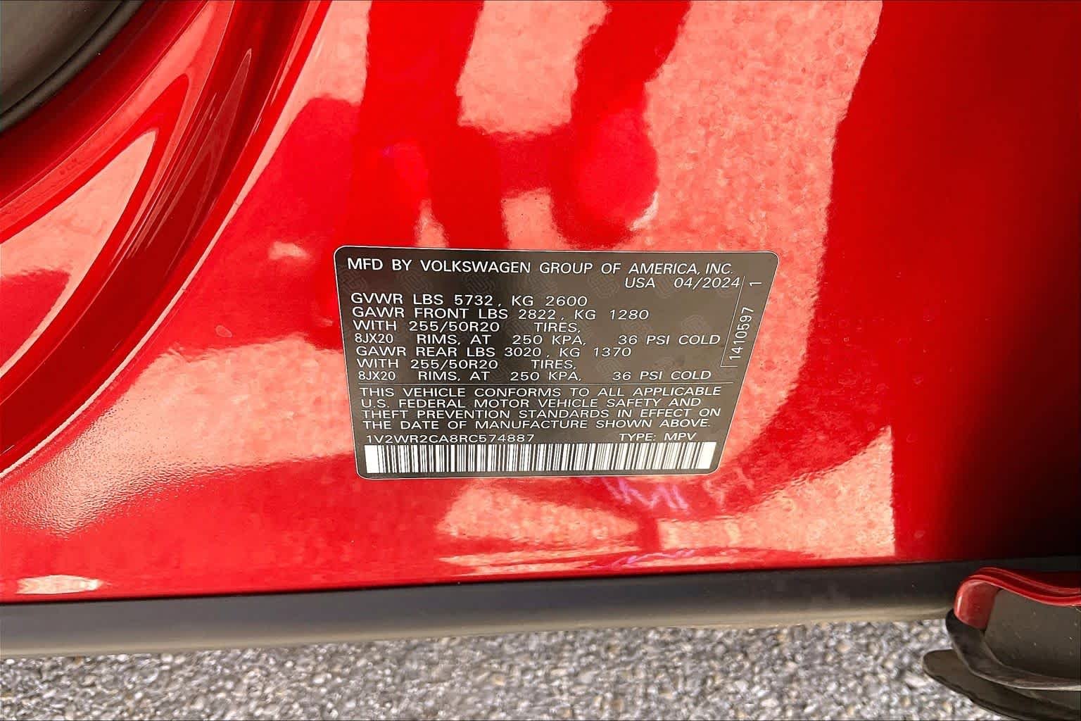 Used 2024 Aurora Red Metallic Volkswagen 2.0T SE w/Technology image 34
