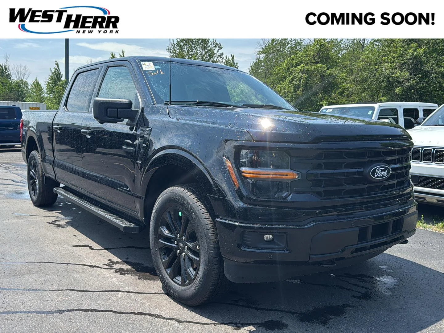 Used 2025 Agate Black Ford XLT image 1