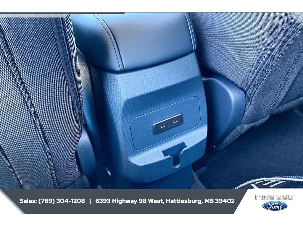 New 2026 Oxford White Ford XL image 25