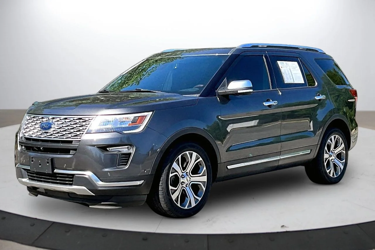 Certified Used 2018 Gray Ford Platinum image 4
