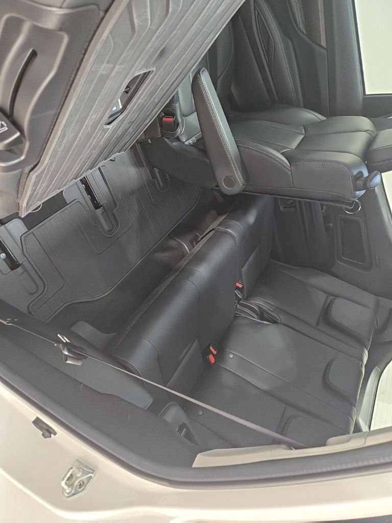 Used 2024 White Subaru Touring image 21